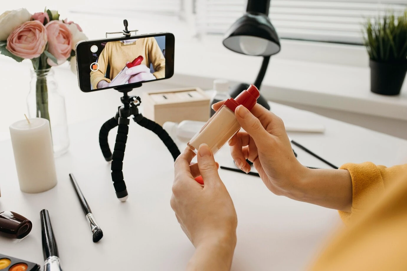 TikTok Artistic Makeup Tutorials: Transformative Beauty Creations